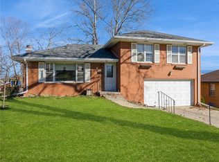 701 Clegg Rd, West Des Moines, IA 50265