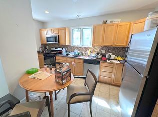 138 North St #1, Somerville, MA 02144