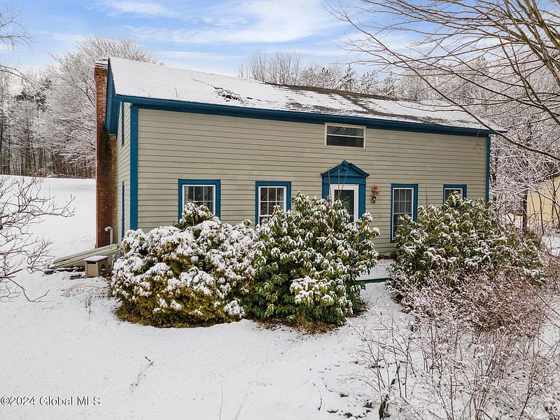 4th image of 363 Gansevoort Road