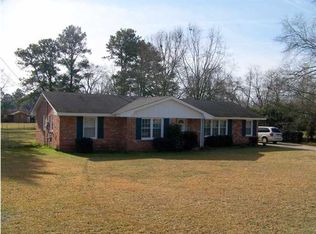 306 Daphne Ln, Montgomery, AL 36108