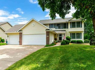 505 E 14th Avenue Ct, Coal Valley, IL