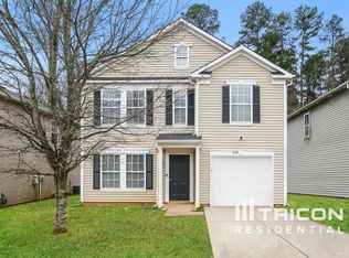 8541 Panglemont Dr, Charlotte, NC 28269