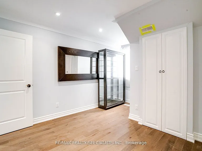 100 Arbors Ln #Townhouse 5 — Photo 29