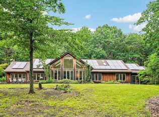 76 Foster Rd, Ashby, MA 01431