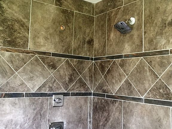 2nd image of 124 Thomas Traylor Ln