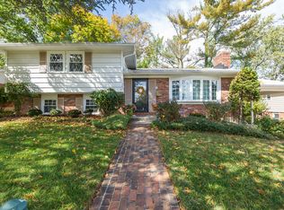 242 Chantrey Rd, Lutherville Timonium, MD 21093