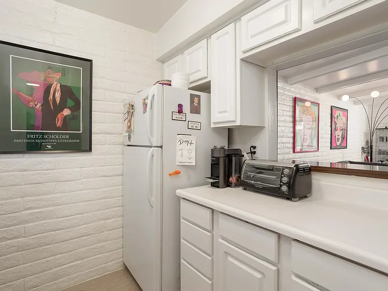 7318 E Mariposa Dr #8 — Photo 3