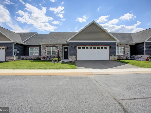 140 Blackbird Ln, Shippensburg, PA 17257