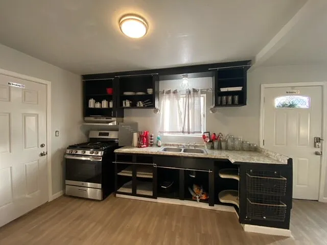526 N View Ave — Photo 9