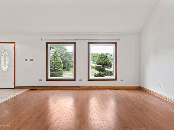 5th image of 11573 Brook Hill Dr