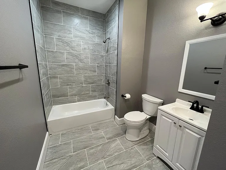 2401 Benton Blvd — Photo 29