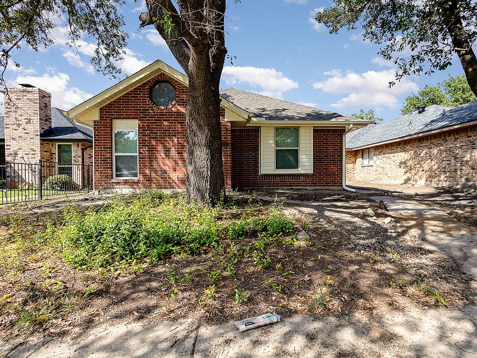1st image of 1521 Creek Bluff Cir