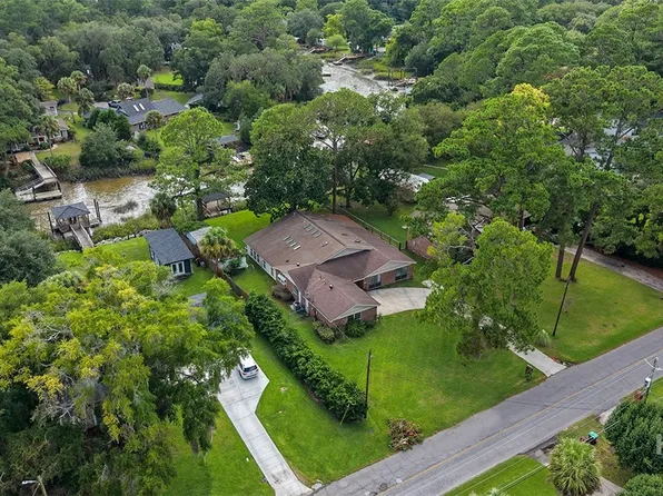 387 Hunt Drive, Savannah, GA 31406