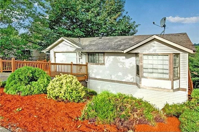 1 bed, 200 sqft, $675 — Photo 1
