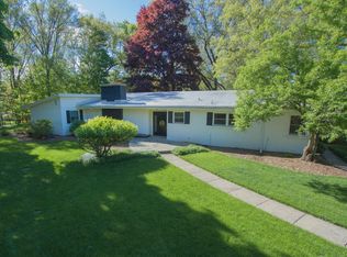 4318 Lakeside Dr, Kalamazoo, MI