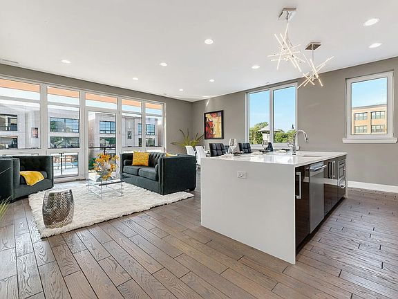 2nd image of 2444 W Irving Park Rd #2E