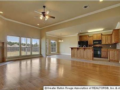 13125 Montrose South Dr, Denham Springs, LA, 70726