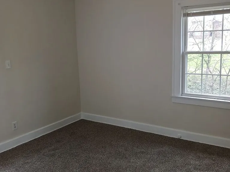 171 Upland Ave — Photo 13