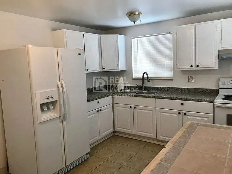 13626 E 13th Pl — Photo 8