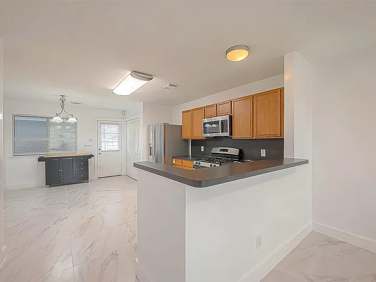 20939 Young Meadows Way — Photo 6