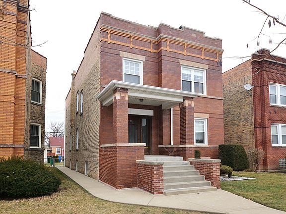 2nd image of 5316 W Montrose Ave