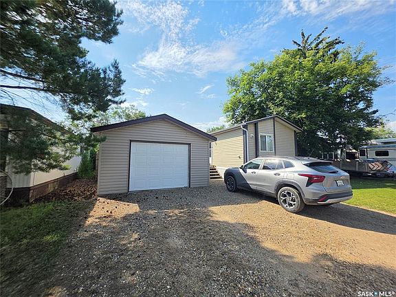 2nd image of 481 34th STREET