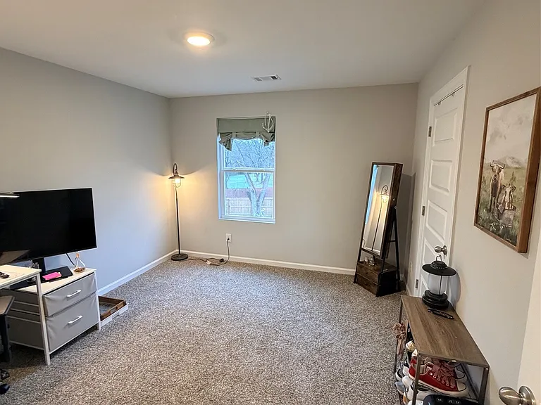 1620 Rosemary Park — Photo 22