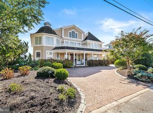 225 Oceana Dr, Beach Haven, NJ
