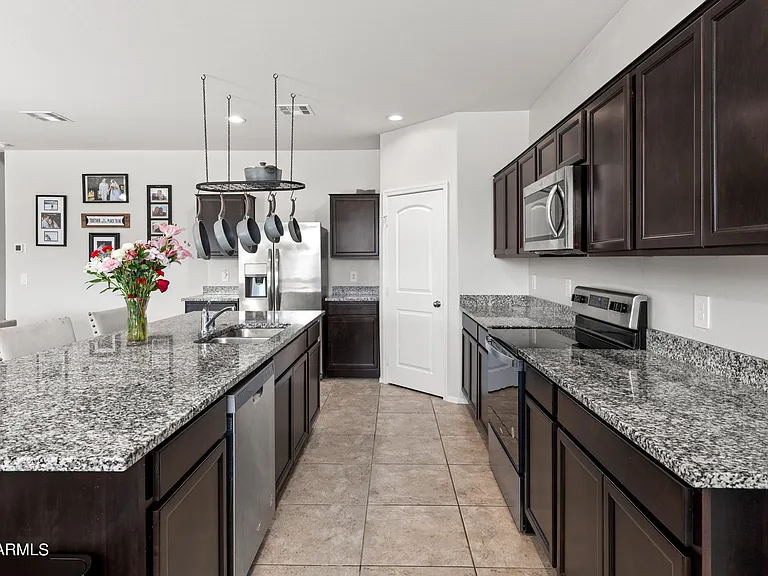 35419 W San Ildefanso Ave — Photo 2