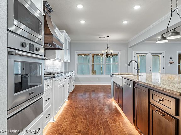 2nd image of 12200 Stonechase Dr
