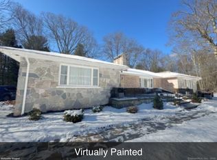 25 Deerfield Dr, Easton, CT 06612