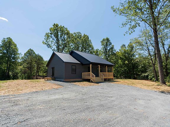 2nd image of 1414 Craigtown Rd