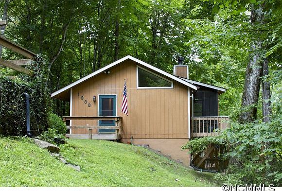 1st image of 1388 Summit Dr