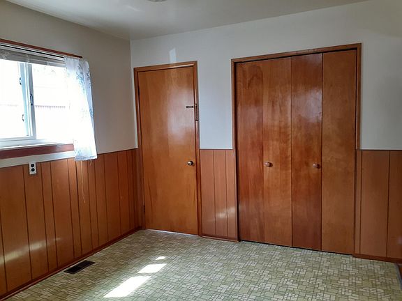 5th image of 14202 Mulberry St