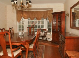 201 W Rose Valley Rd, Wallingford, PA 19086