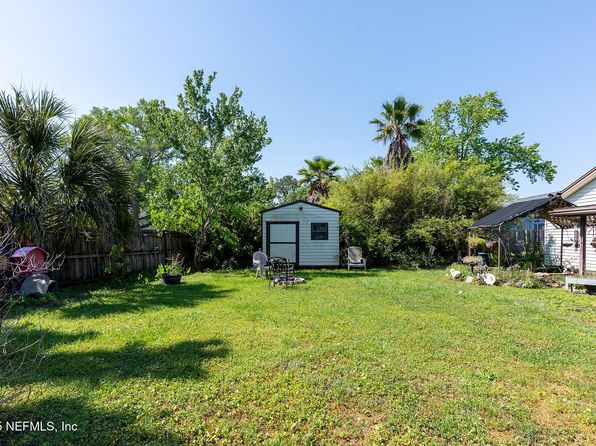 8439 BEAUTYBUSH Court, Jacksonville, FL 32244