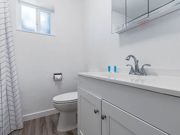 2nd image of 612 S 18th St APT 2
