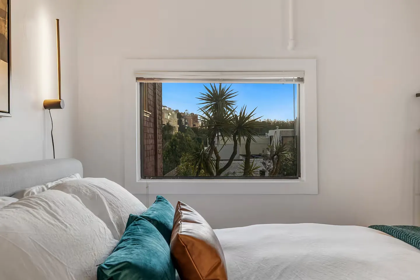 2621 Divisadero St — Photo 4