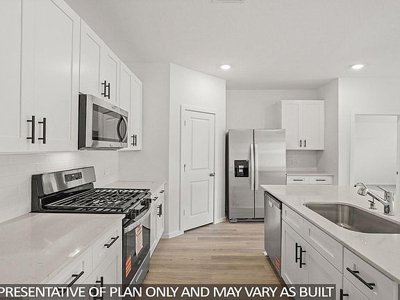 2nd image of 27540 Evergreen Cone Ln
