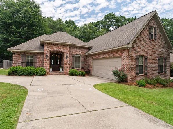 13 Stone Dr, Hattiesburg, MS 39402