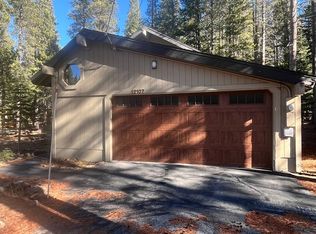 12107 Oslo Dr, Truckee, CA 96161