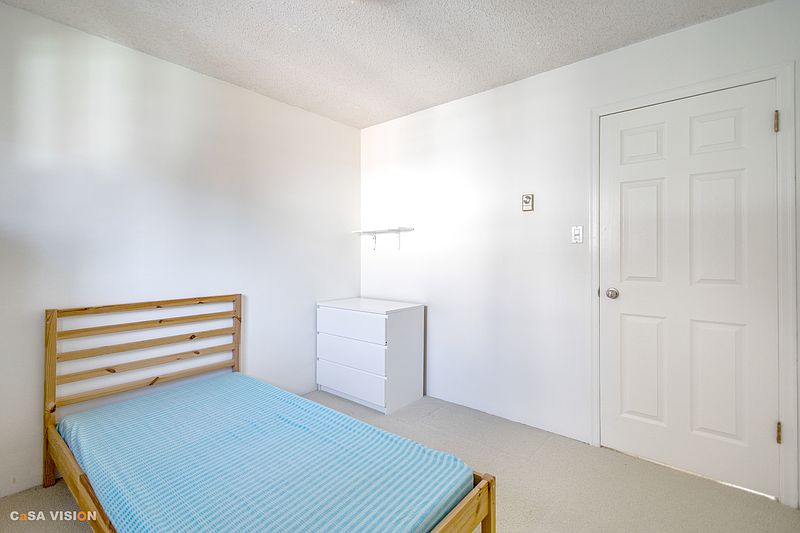 Vancouver House for rent - 3 Bedrooms — photo 10