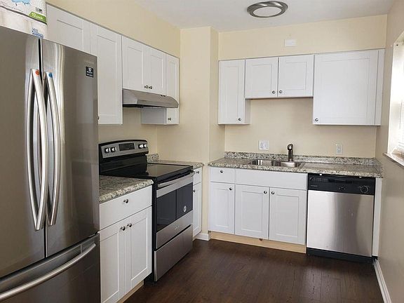 2nd image of 1126 Madeleine Cir