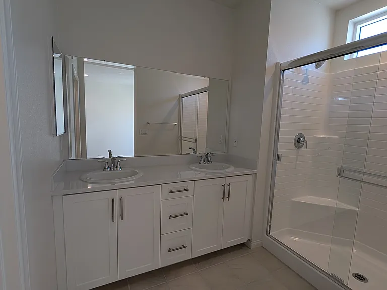 5868 Linden Ave #6 — Photo 7