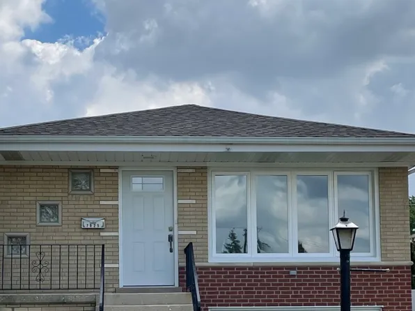 7925 Natchez Ave, Burbank, IL 60459