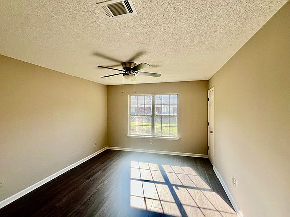 4th image of 219 Huffaker Rd NW #219B