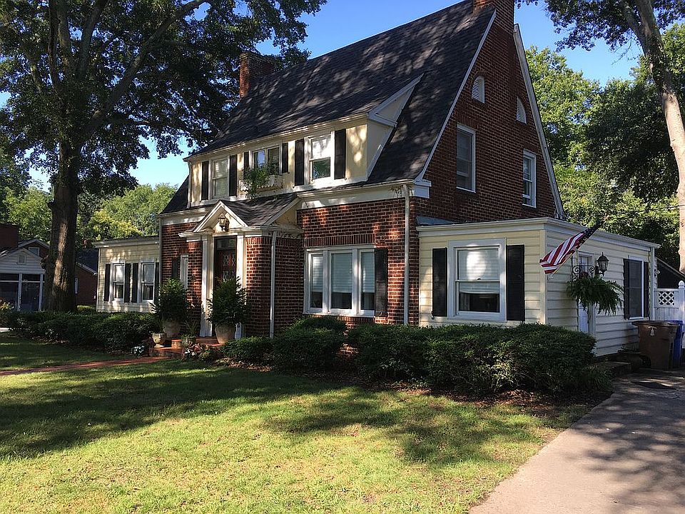 2nd image of 116 Belvedere Ave