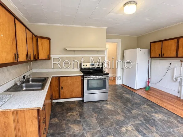 85 Church St #2, Livermore Falls, ME 04254
