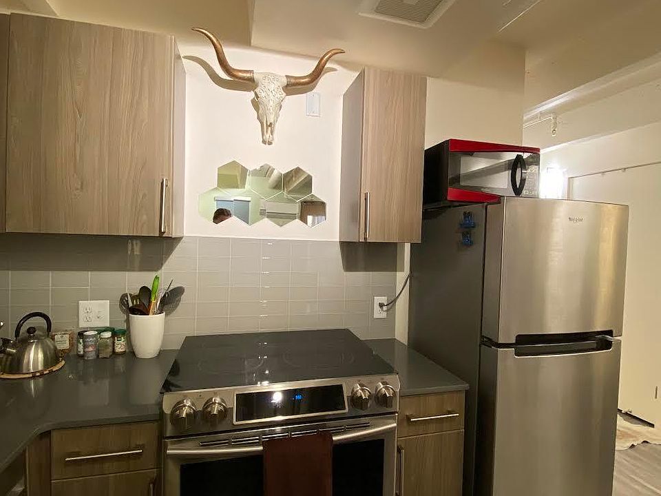 1st image of 1495 Vrain St #107