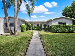 Highland Gardens, Miami, FL 33179